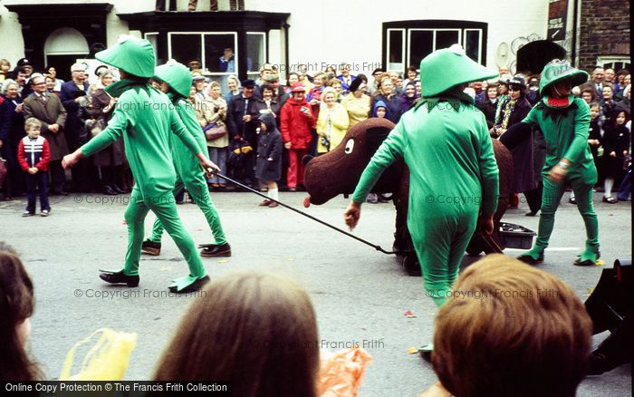 Photo of Spalding, The Flower Parade 1978