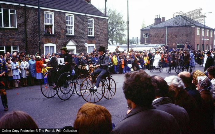 Photo of Spalding, The Flower Parade 1978