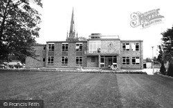 Spalding, Town Hall c1960