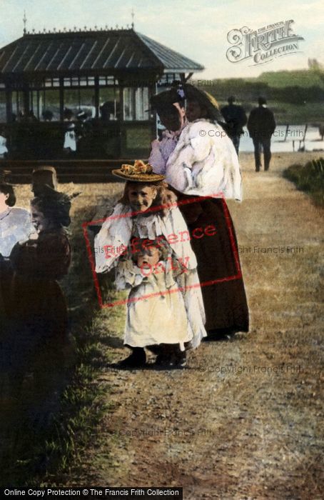 Photo of Children c.1900
