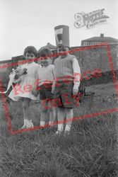 Children On May Day 1962, Generic