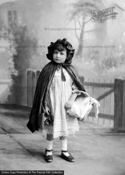 Photo of Little Red Riding Hood 1894