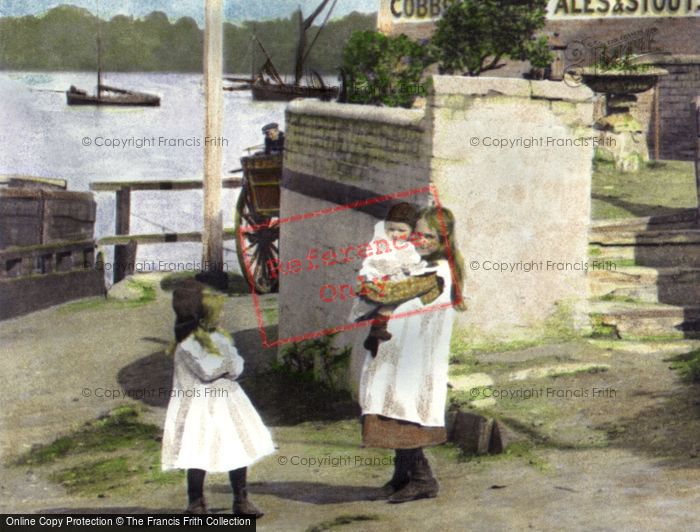Photo of Sisters 1909