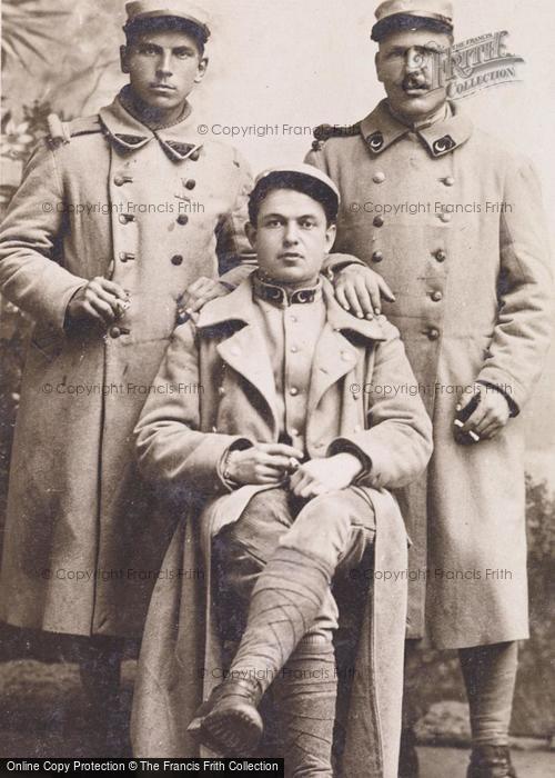 Photo of Soldiers c.1918