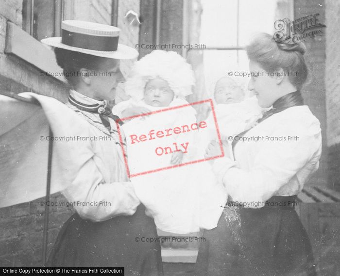 Photo of Twins, Rex And Queenie 1902