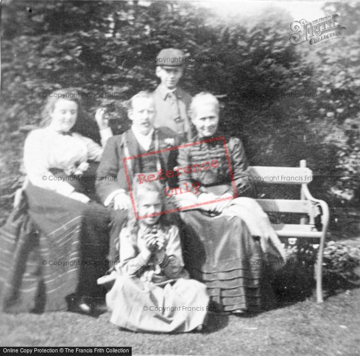 Photo of Victorian Family 1902