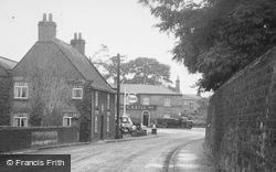 Harrogate Road And The Castle Inn c.1955, Spofforth