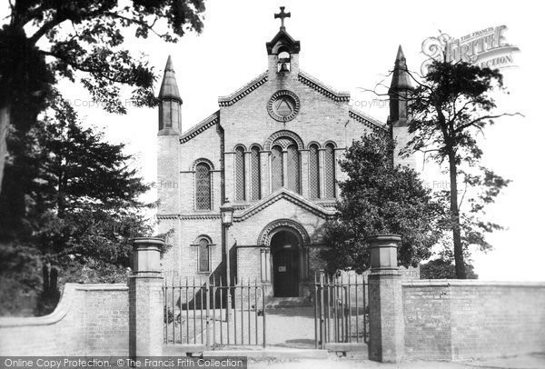 Photo of Springfield, Holy Trinity Church 1906