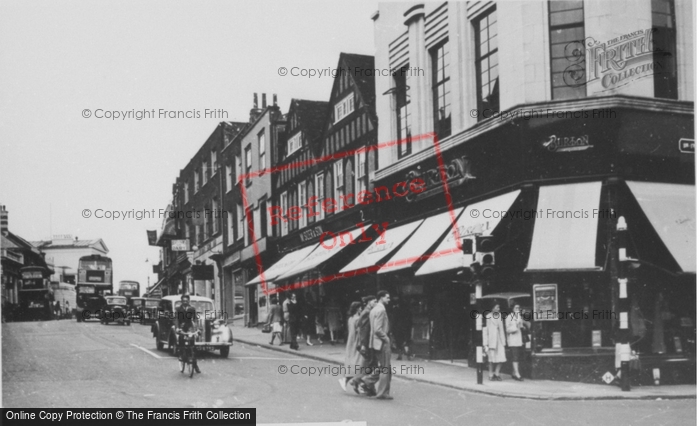 Photo of St Albans, Chequers Street c.1955