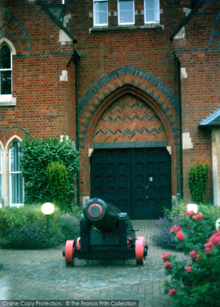 Photo of St Albans, Gateway To The Prison 2004