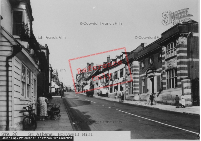 Photo of St Albans, Holywell Hill c.1955