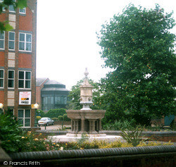 Mrs Worley's Fountain 2004, St Albans