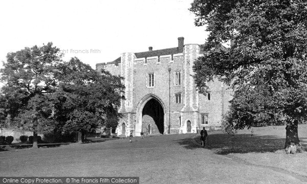 Photo of St Albans, The Abbey Gateway c.1955