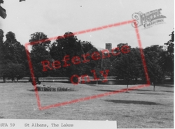 The Lakes c.1955, St Albans