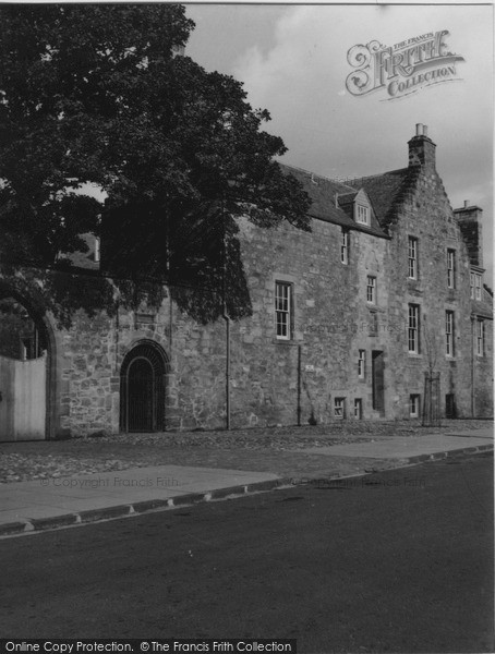 Photo of St Andrews, Dean's Court 1953