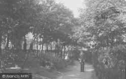 St Anne's, Ashton Gardens, An Avenue 1917, St Annes