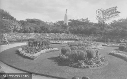 St Anne's, Ashton Gardens And War Memorial 1925, St Annes