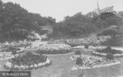 St Anne's, Ashton Gardens, Flower Beds And Bridge 1917, St Annes