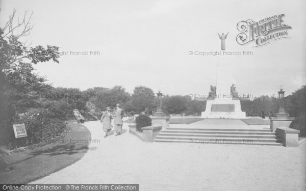 Photo of St Anne's, The War Memorial 1925