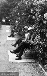St Anne's, Women In The  Rose Gardens 1921, St Annes