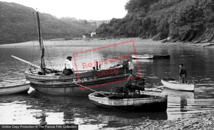 Photo of St Anthony In Meneage, A Fishing Boat c.1960