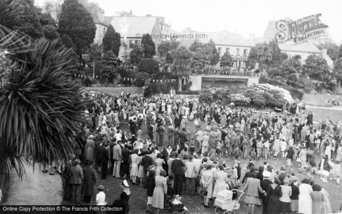 Photo of St Austell, Floral Dance V.J.Day 1945