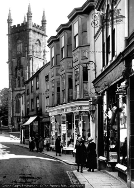 Photo of St Austell, Fore Street 1920