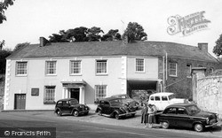 The Cornish Arms Hotel c.1960, St Blazey