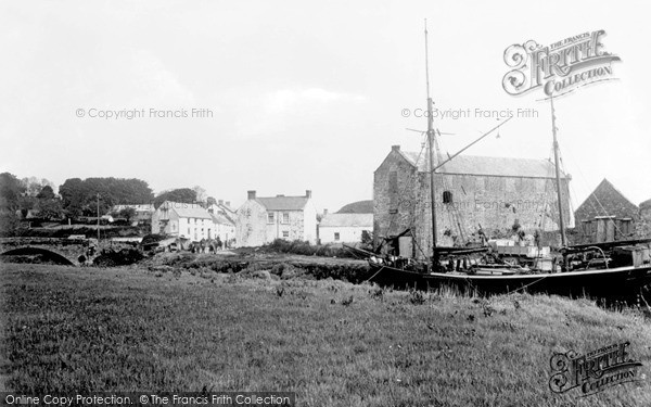 Photo of St Clears, c.1939