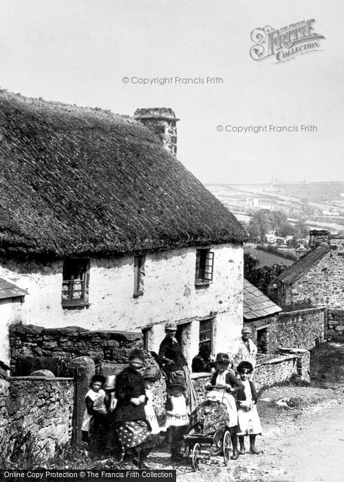 Photo of St Cleer, Cottage And Villagers 1890