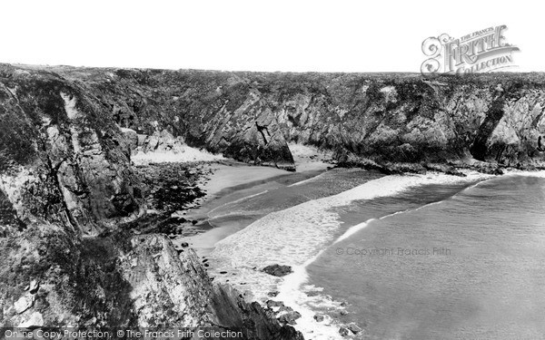 Photo of St Davids, Caerfai Bay c.1955