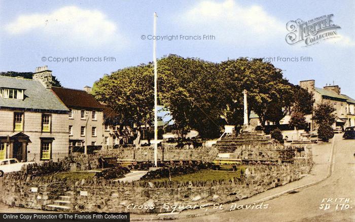 Photo of St Davids, Cross Square c.1960