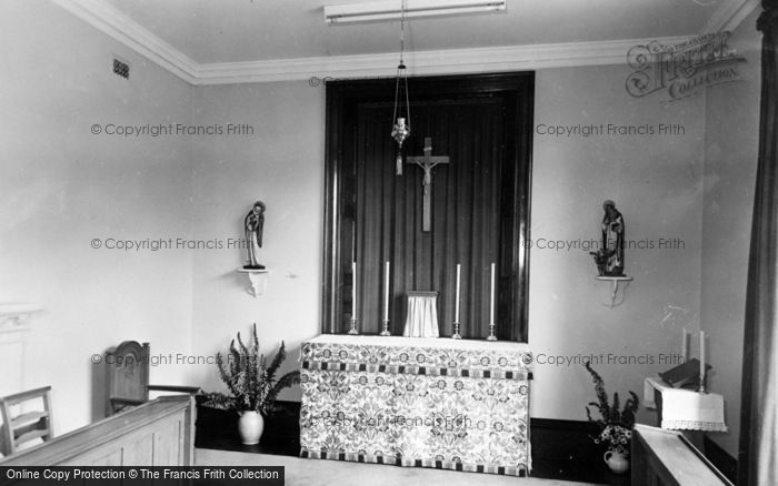 Photo of St Davids, The Chapel, The Priory, Penrhiw c.1960