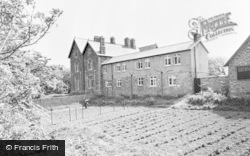 The Priory, Penrhiw c.1960, St Davids