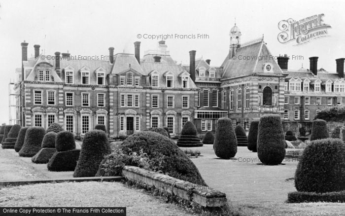 Photo of St George, Clarendon School c.1955