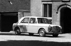 Classic Car c.1960, St George