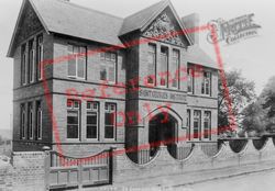 The Institute 1899, St George's