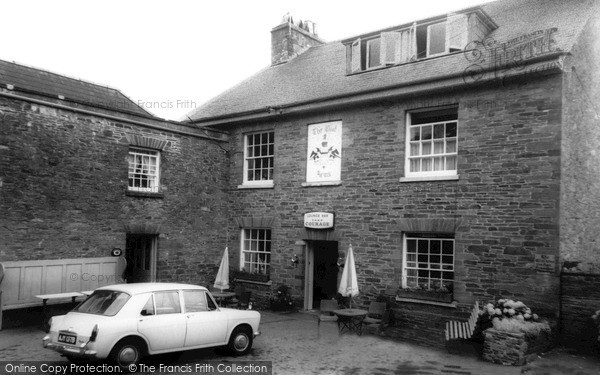 Photo of St Germans, The Eliot Arms c.1960