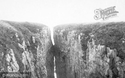 Huntsman's Leap 1890, St Govan's Head