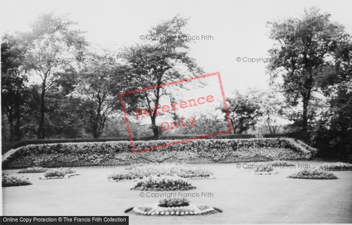 Photo of St Helens, Victoria Park c.1955