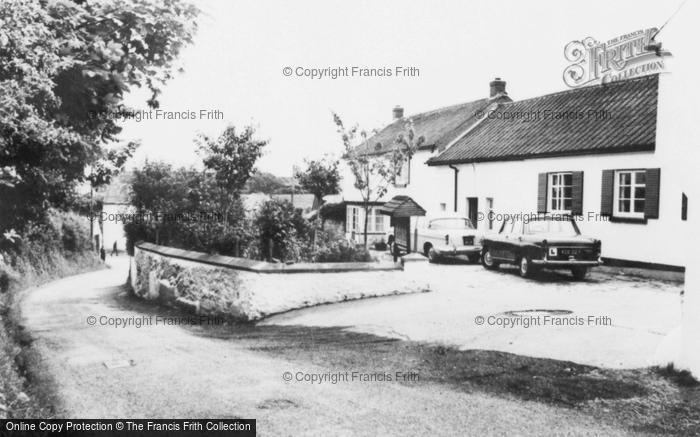 Photo of St Ishmaels, Coppercoins c.1965