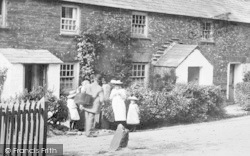The Village, Terraced Cottages 1908, St Ive
