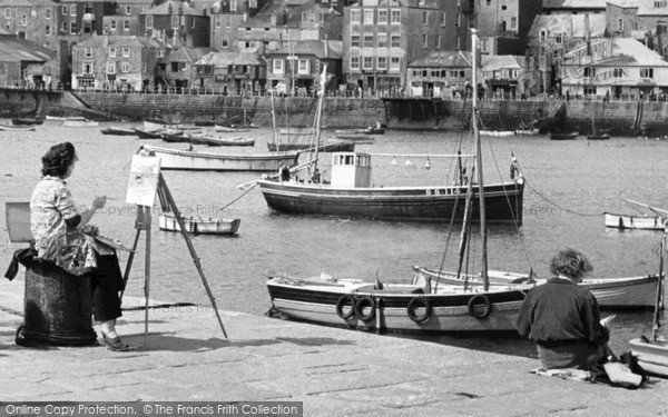 Photo of St Ives, An Artist c.1947