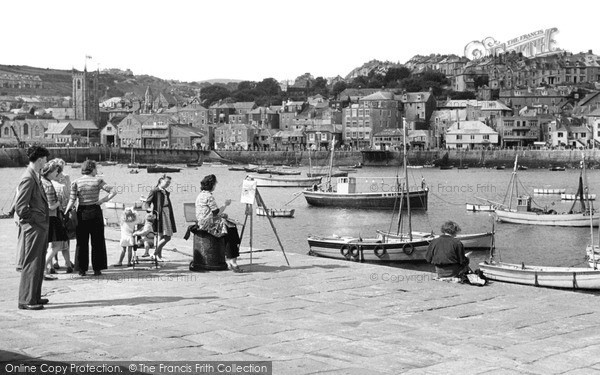 Photo of St Ives, Artist By The Harbour c.1947