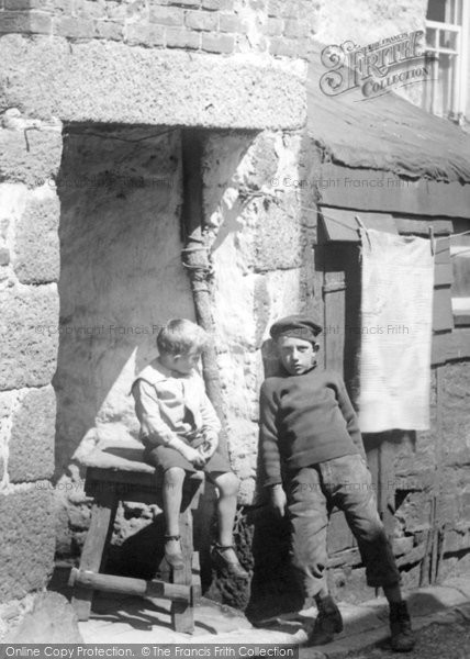 Photo of St Ives, Boys, Back Road East 1906