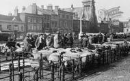 Browsing Around Sheep Market 1931, St Ives