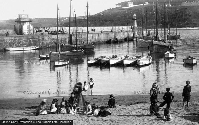 Photo of St Ives, Children At The Harbour 1892