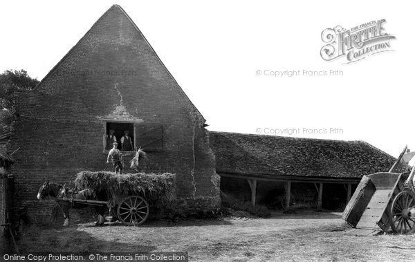 Photo of St Ives, Cromwell's Barn 1931