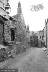 Fish Street 1906, St Ives
