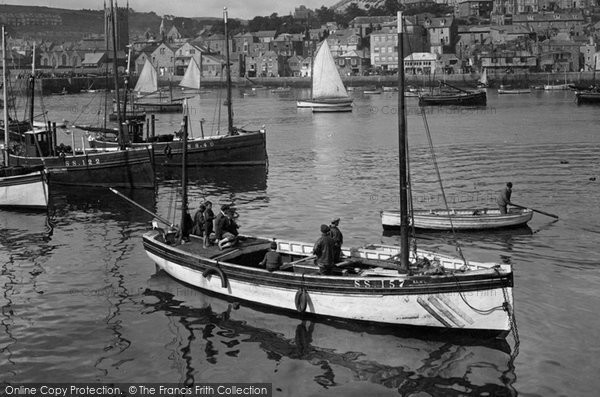 Photo of St Ives, Fishing Boat 1927